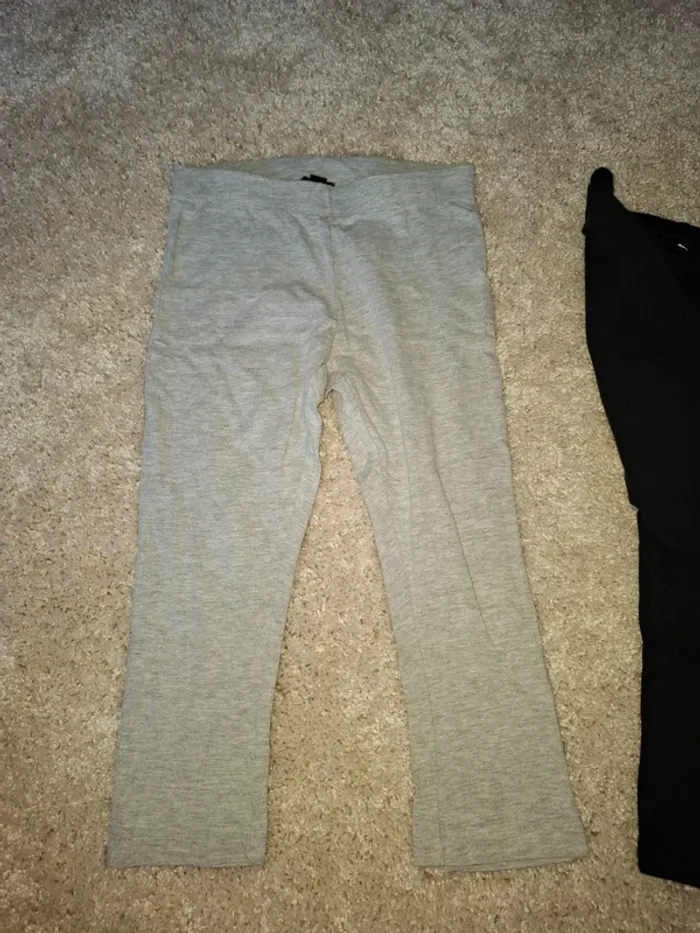 Lot de 2 de leggings 3/4 8 ans - photo numéro 2