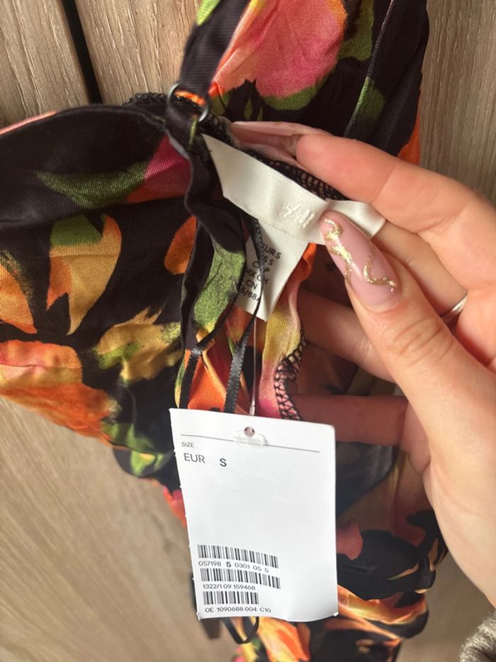 Robe courte fleurie H&M - photo numéro 4