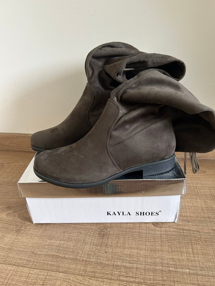 Bottes chaussettes plates neuves Kayla Shoes pointure 37