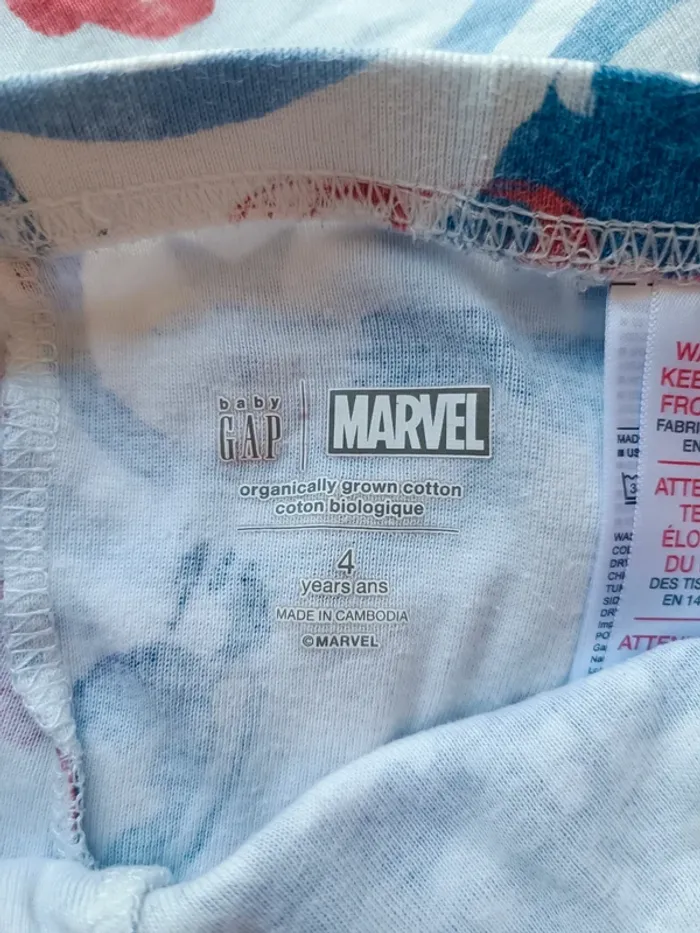 🐼 Pyjama Légé Captain America taille 4ans - photo numéro 3