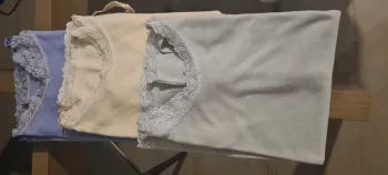 Lot de 3 débardeurs couleurs