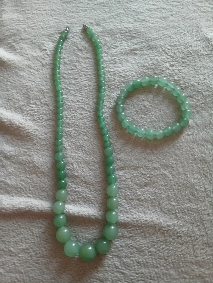 Collier + bracelet en pierre de jade