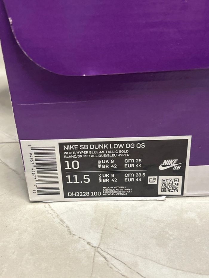 Nike SB Dunk Low Suprême - photo numéro 9