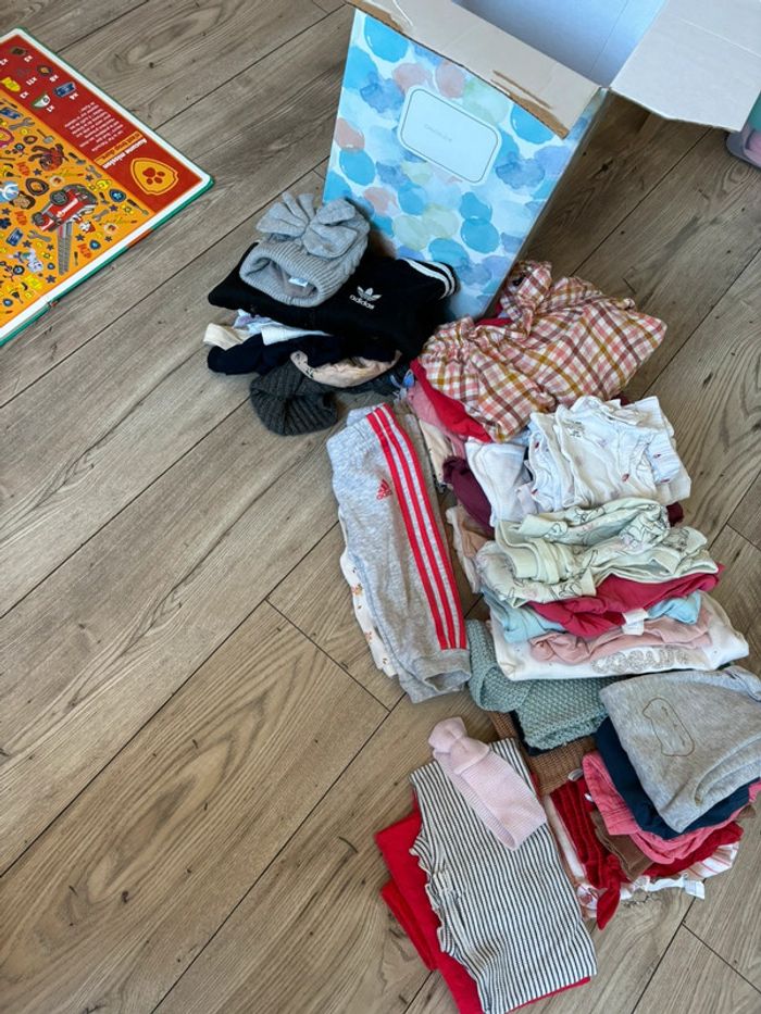 Gros lot 6-9 mois fille - photo numéro 2