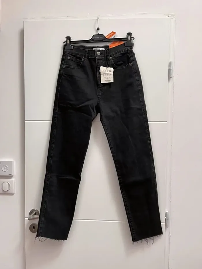 Jean Pull & Bear neuf Slim Mom 🌸 36