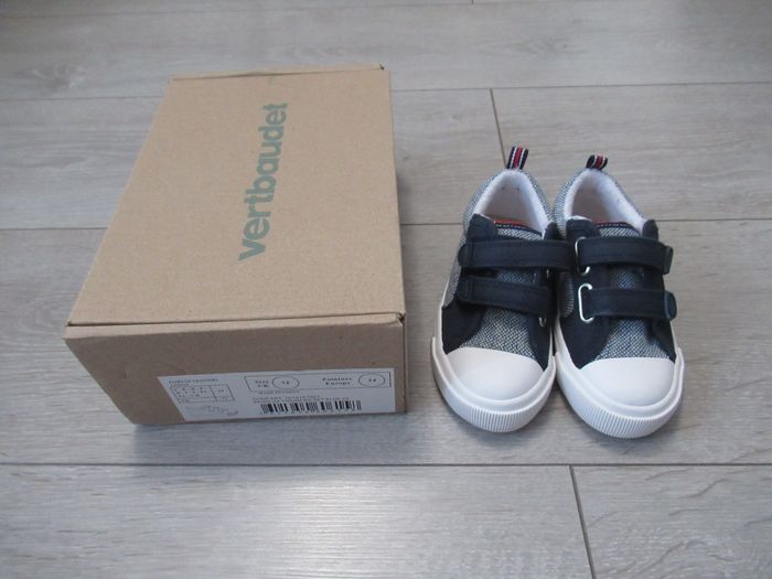 Chaussures baskets en toile bleu marine Taille 24 Vertbaudet