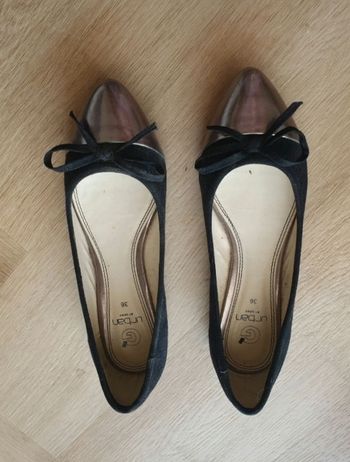 Ballerines noire et argenté de la marque Gémo en taille 36