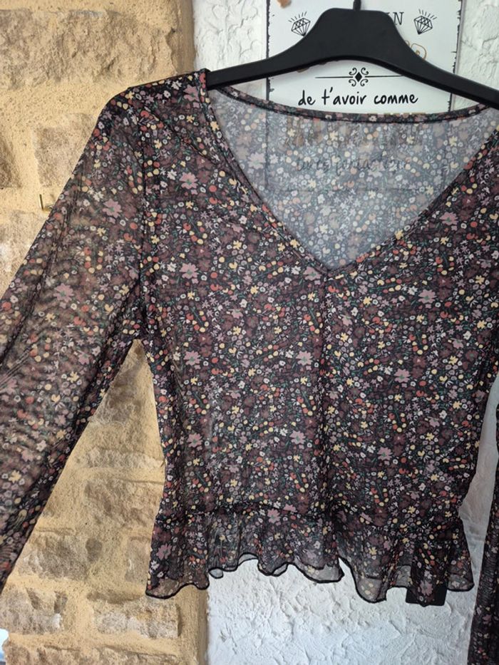 Joli crop top transparent avec volants sur le bas et manches évasées Dazy désigner taille S - photo numéro 3
