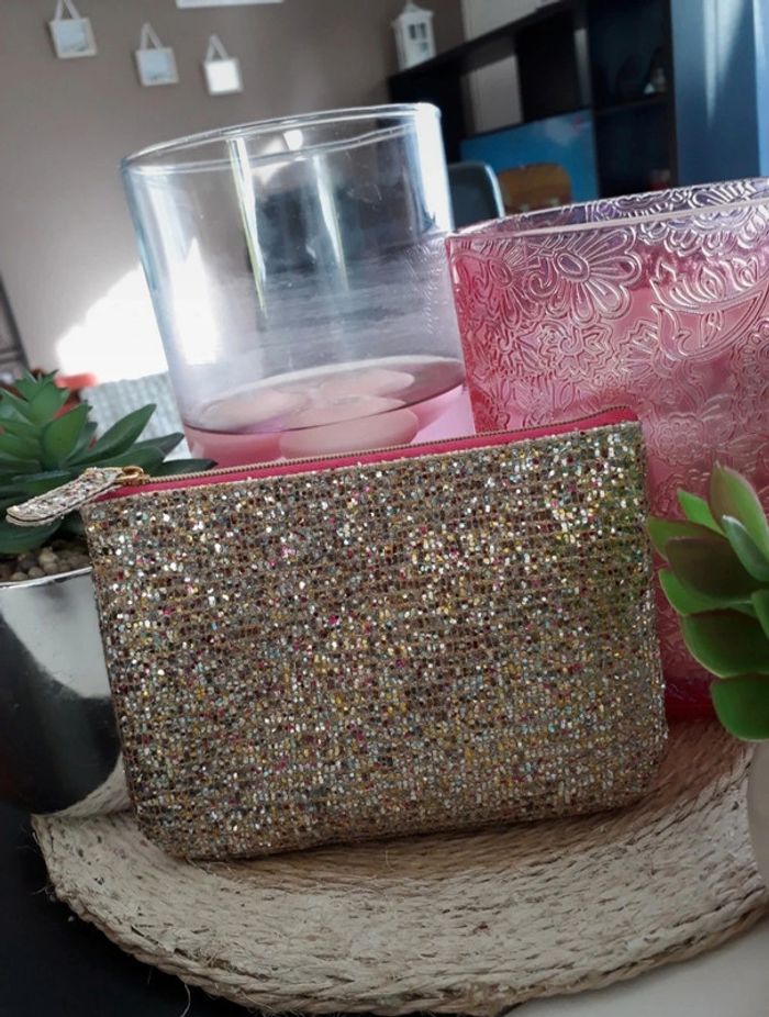 Porte-monnaie Pailletée Neuf🌿🌈 - photo numéro 4