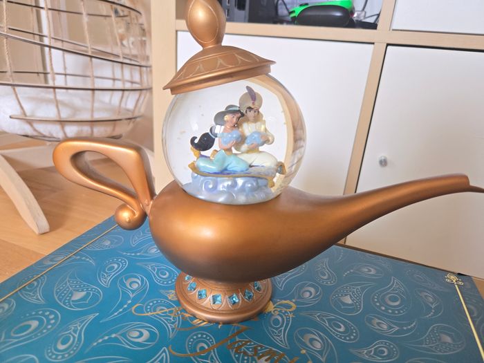 Snow globe lampe Aladdin - photo numéro 5