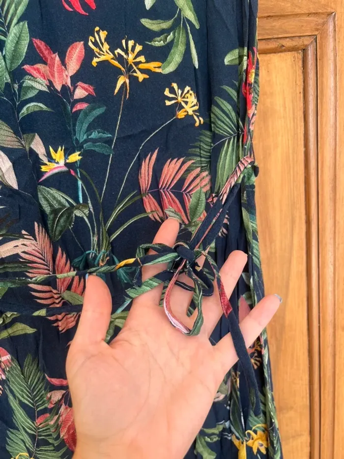 🌺 Robe imprimée tropicale Caroll – Taille 42 - photo numéro 5