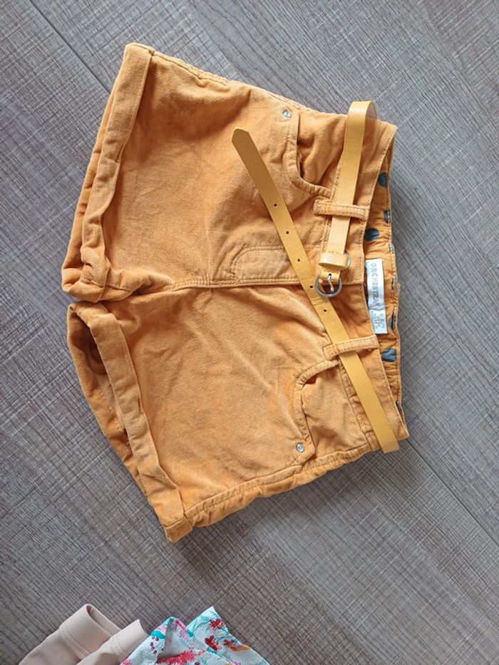 Short hiver 8 ans orchestra très bon état