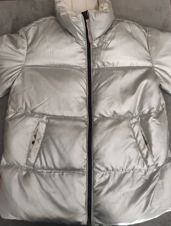 Doudoune matelassée Tommy Icons argentée – Taille M Femme – Bon état