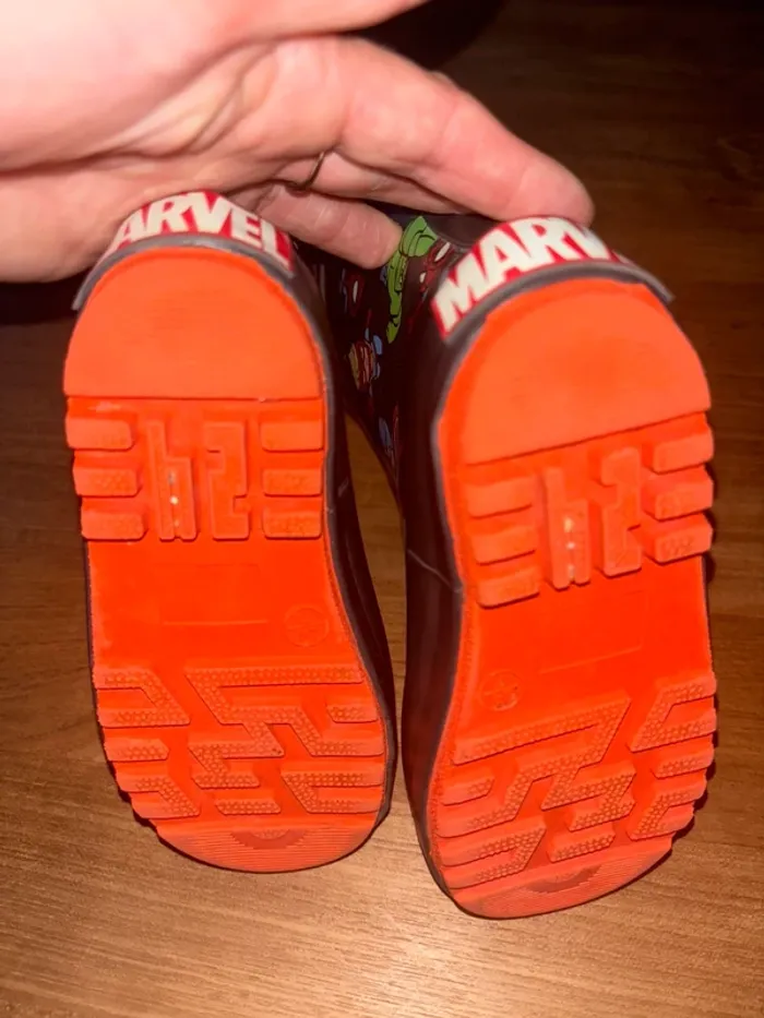 Botte de pluie Marvel t24 H&M - photo numéro 6