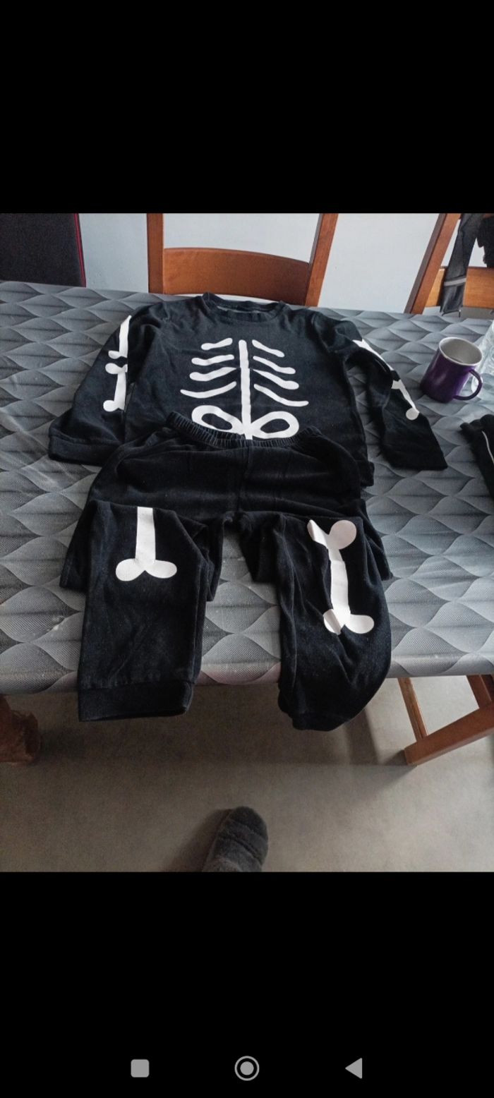 Pyjama squelette 12 ans