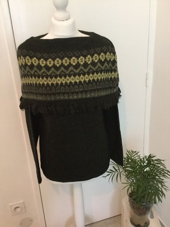 Pull très original - photo numéro 2