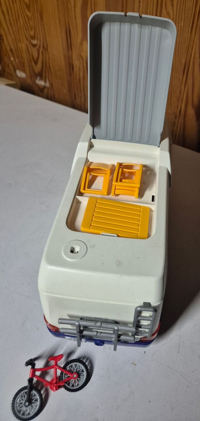 Playmobil 4859 grand Camping-car familial - photo numéro 8