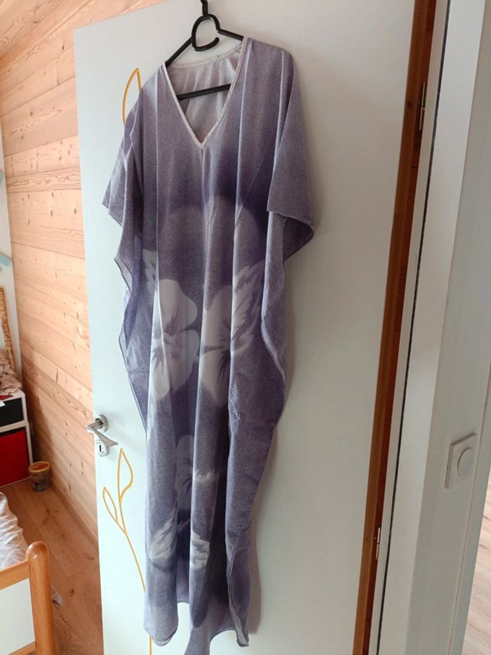 Robe d'intérieur parme