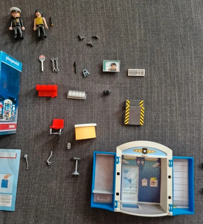 Commissariat de police | playmobil 70306 - photo numéro 3