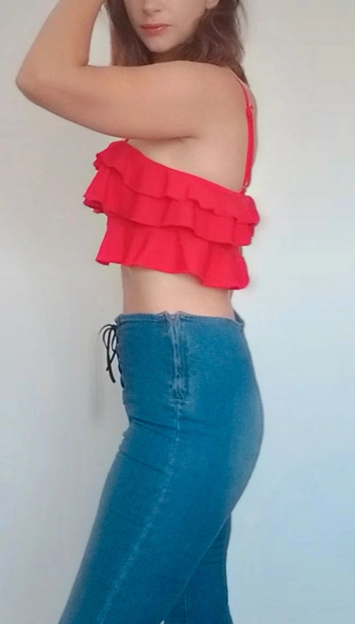 Top crop volante décolleté sexy rouge taille 36 - photo numéro 4