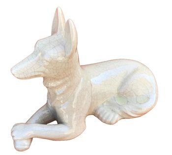 Sculpture ancienne Chien (Berger) couché  Céramique craquelée