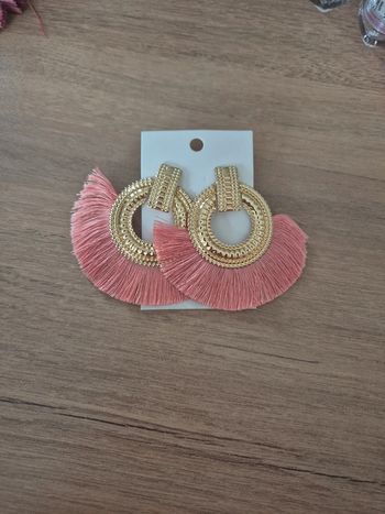 Boucles d'oreilles à franges neuves corail