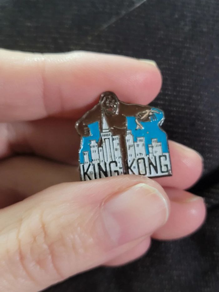 Pin's King kong - photo numéro 2