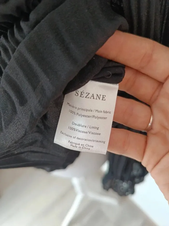 Blouse noire plissée sezane Taille 36 - photo numéro 6