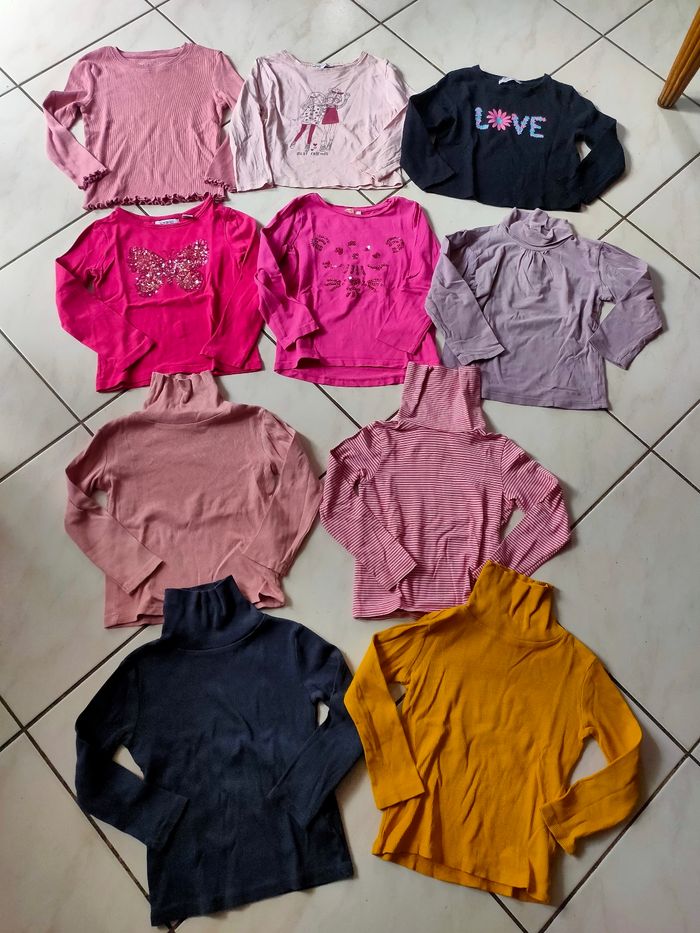 Lot T.shirt taille 4 ans