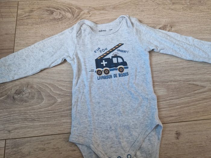 Lot 13 vêtements 12 mois, garçon, mi saison - photo numéro 6