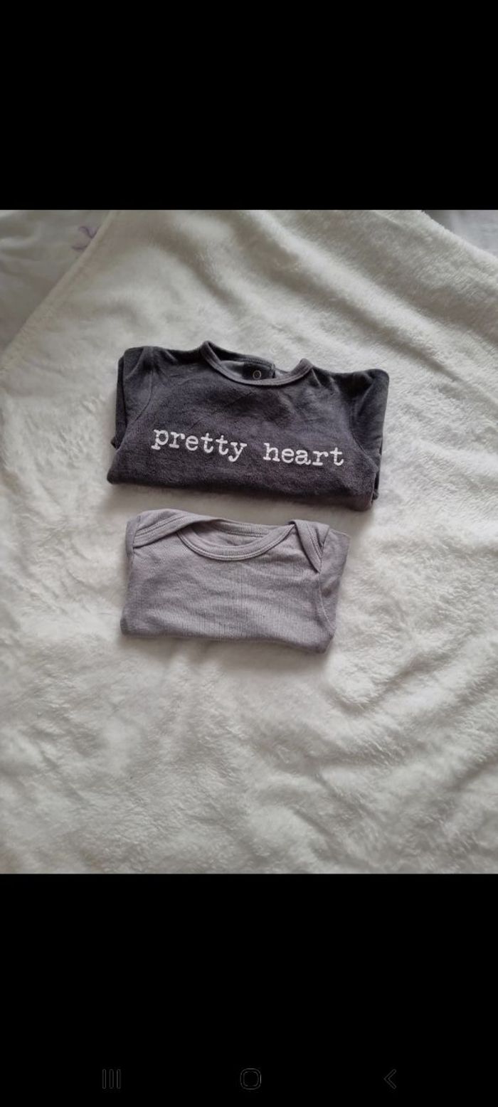 Lot Pyjamas et leurs bodies assortis - photo numéro 3