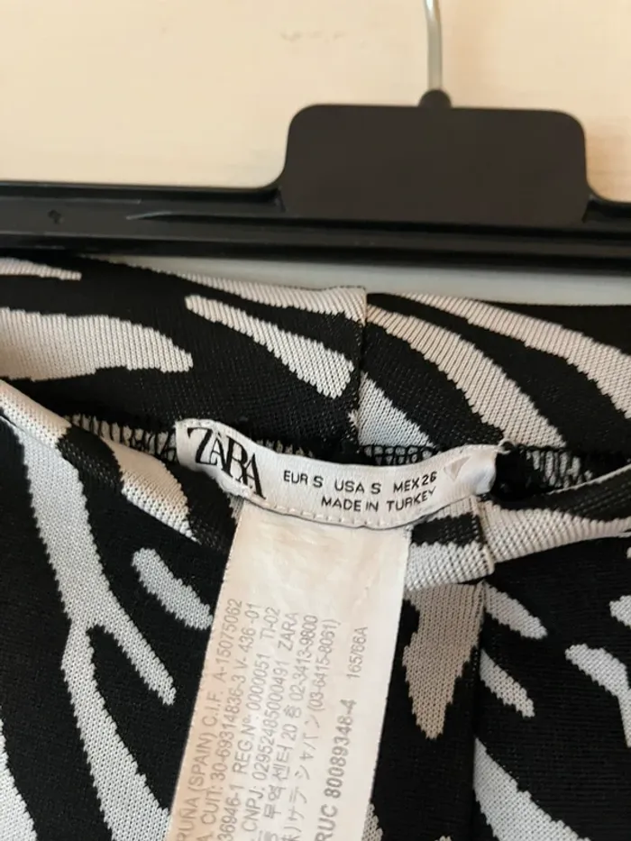 pantalon évasé zara femme motif zébré - photo numéro 3