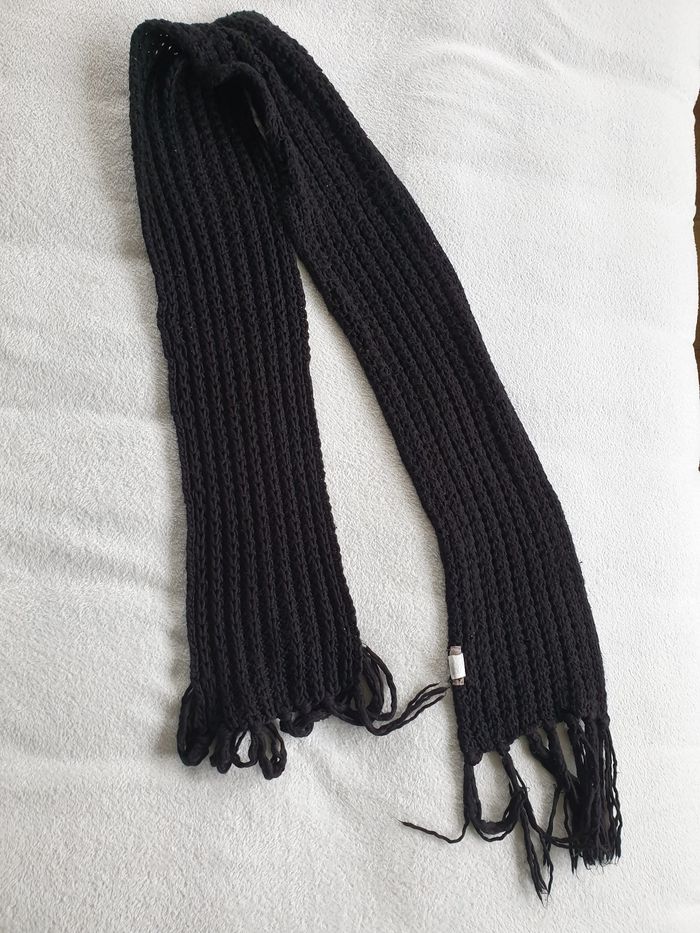 Grande echarpe noire femme - photo numéro 2