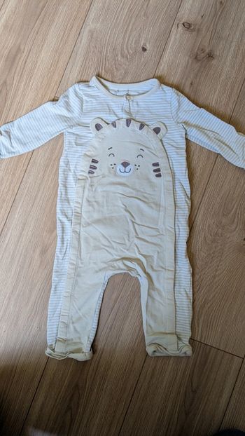 Pyjama sans pied