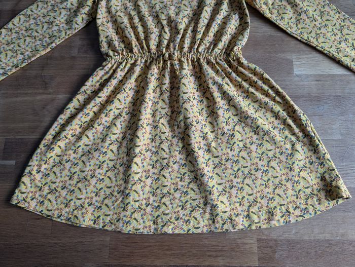 Robe fille 8 ans Tissaia Neuve sans étiquette - photo numéro 4