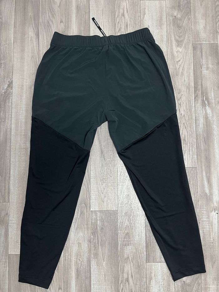 Bas running hybride Nike taille L - photo numéro 4