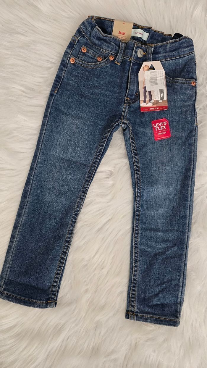 Neuf (non porté)🏷 💙😍🤩superbe Jeans skinny levis 3 ans garçon 🤩😍💙 - photo numéro 2