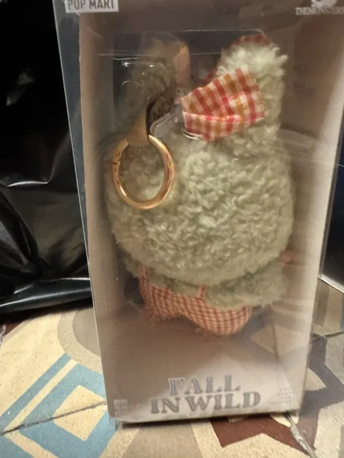 Peluche Labubu habillé - photo numéro 4