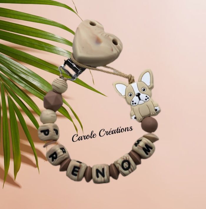 Attache tétine entièrement en silicone personnalisé chien bulldog