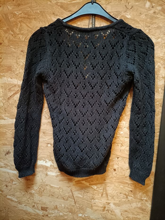 Pull noir - photo numéro 2