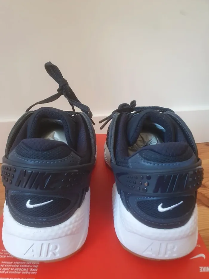 Nike Huarache (36.5) - photo numéro 4