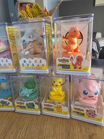 1 Figurine de collection Pokémon a choisir, produit neuf dans son emballage 