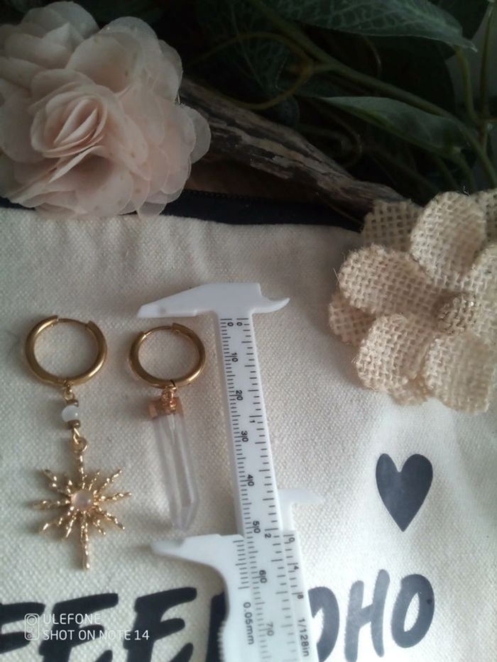 Petites créoles Bohèmes asymétriques étoile et cristal de quartz - photo numéro 2