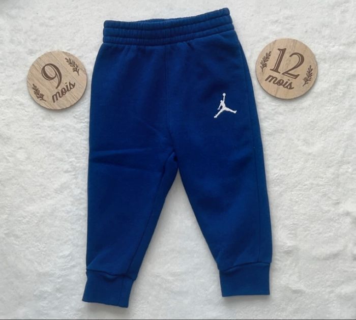 Ensemble survêtement Air Jordan - photo numéro 2