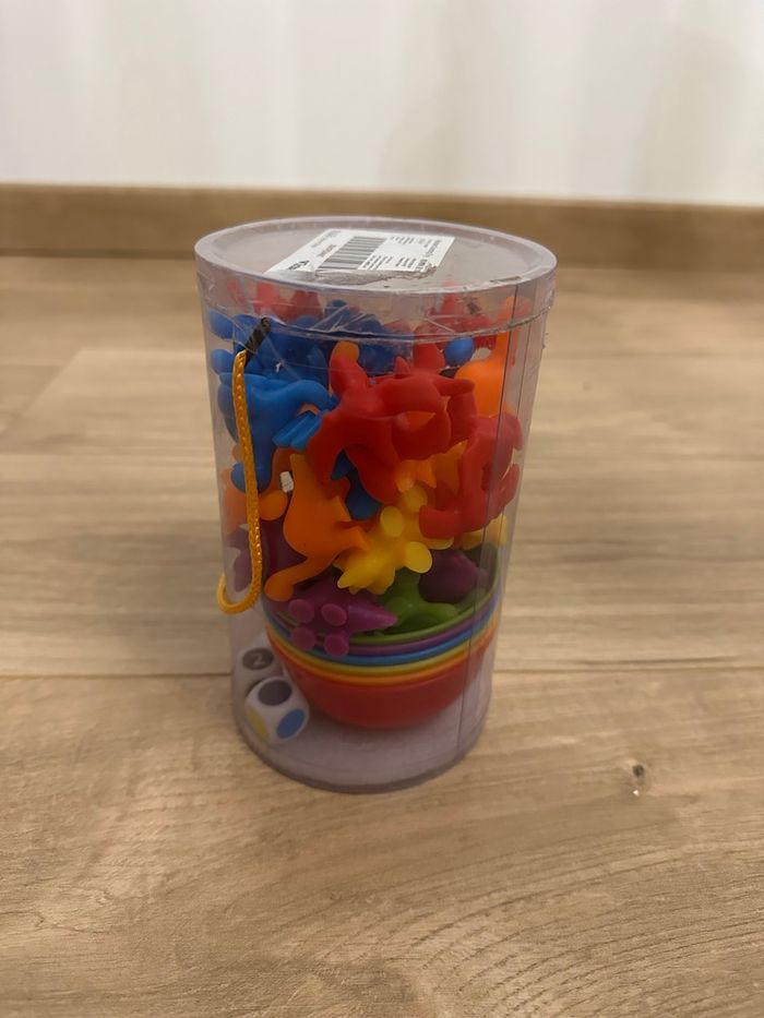 Jeu tri de couleur dinosaures