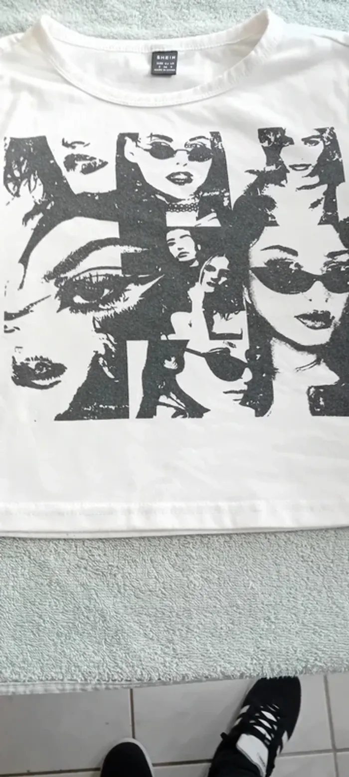 Très joli Tee-shirt imprimé shein taille 36 - photo numéro 2