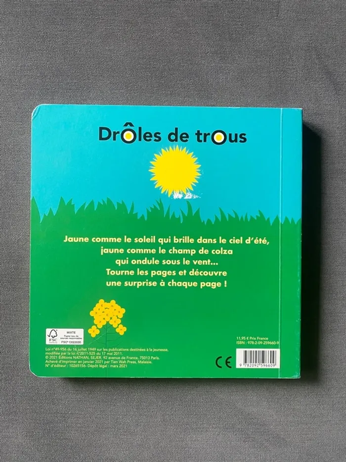 Drôles de trous jaune Nathan - photo numéro 2