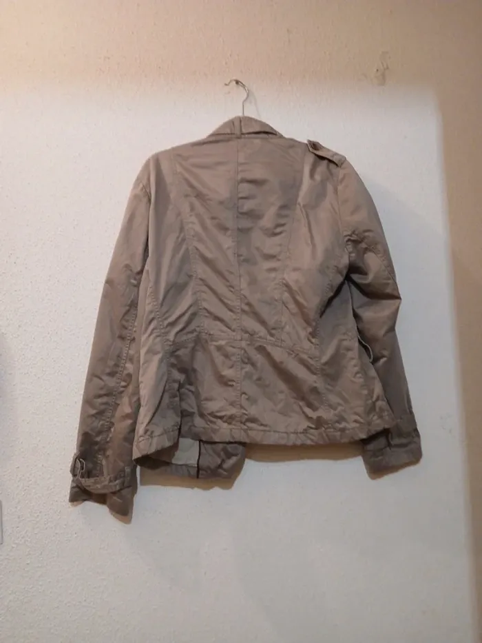 Veste légère a zip femme  taille 42 - photo numéro 5