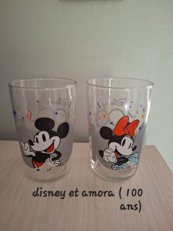 Lot 2 verres amora et disney