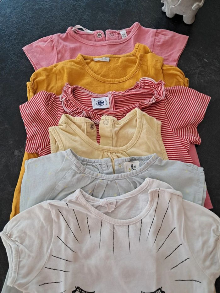 6 T-shirts manches courtes  - 12 mois - TAO, Petit Bateau, etc - photo numéro 2